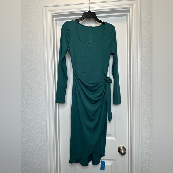 CUPSHE Scoop Neck Belted Long Sleeve Wrap‎ Midi Dress in teal size medium - Picture 2 of 10